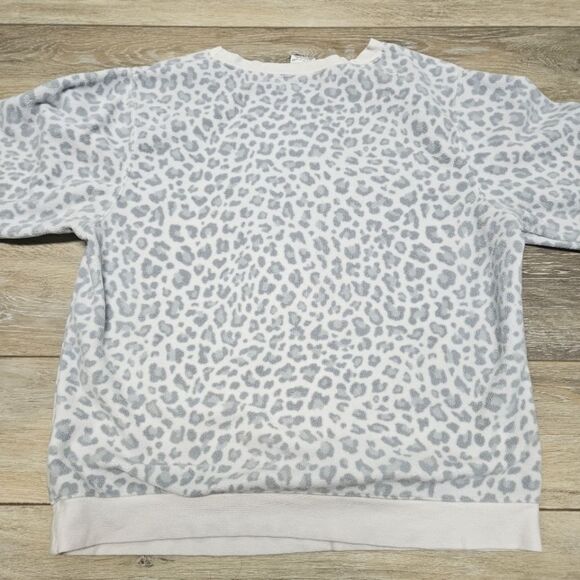 Nike Leopard Print Fleece Crewneck White Womens Small Sportswear Athliesure - Picture 7 of 11